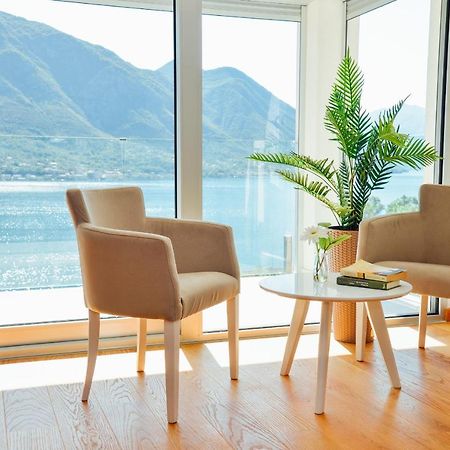 Ily Apartment With Sea View Kotor Dış mekan fotoğraf