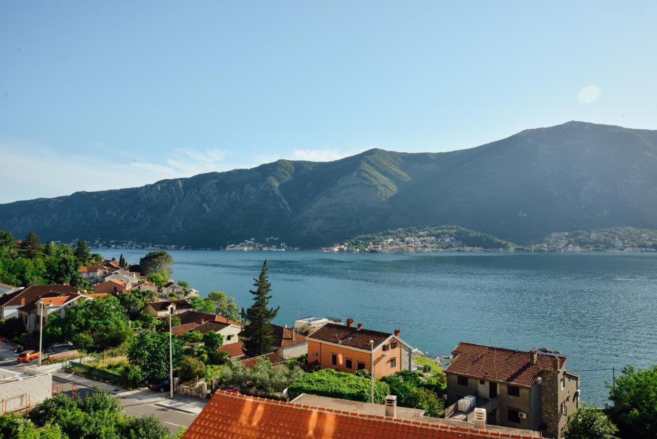 Ily Apartment With Sea View Kotor Dış mekan fotoğraf